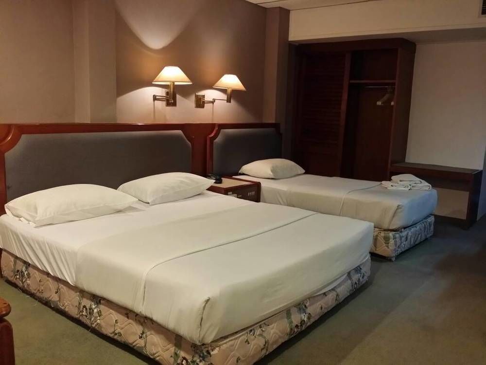Anika Inn - Клуанг Экстерьер фото