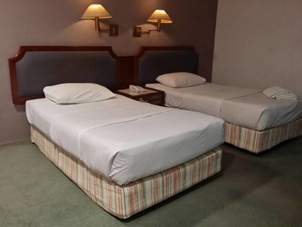 Anika Inn - Клуанг Экстерьер фото